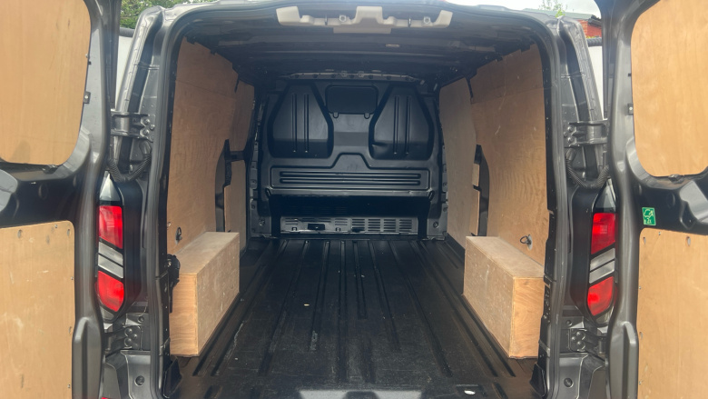 Ford Transit Custom 300 L2 Diesel Fwd 2.0 EcoBlue 136ps H1 Van Limited